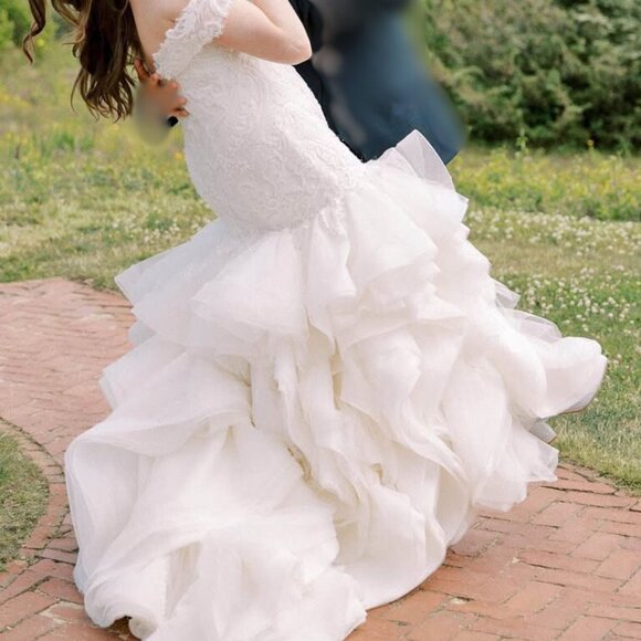 Wedding Dress - ZAKAA Couture, Mermaid Style - Picture 8 of 13